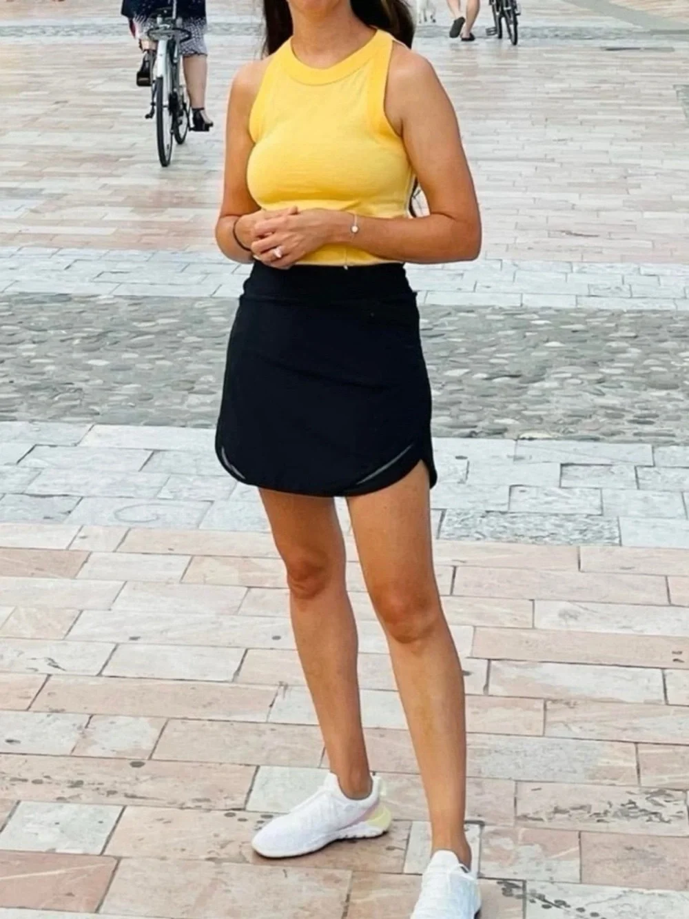 NEW Lululemon Hotty Hot High-Rise Skirt Black